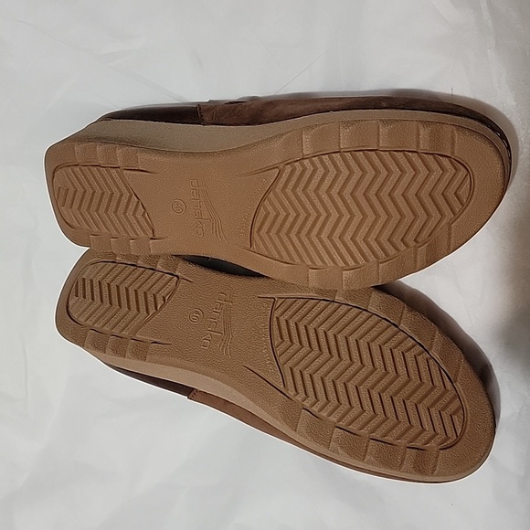 New Dansko Caia Nubuck Leather Platform Wedge Buckle Clogs Mules - Picture 8 of 8